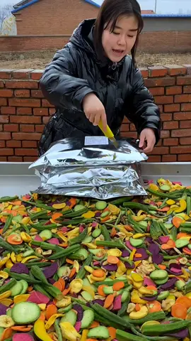 #vegetablechips #vegetablechip #snack #tiktok 