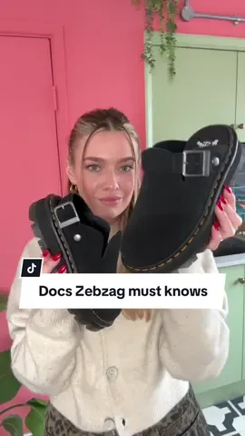 The black need more love!!  #thesolewomens #drmartens #drmartenszebzag #mule 