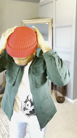 everyday outfits ✅  Jacket - @FOREVER 21  Shirt - @H&M  Jeans - @JCPenney  Shoes - @Jordan Retro 1 ‘Black Toe’ Beanie - @gap  #outfitinspo #everydayoutfit #OOTD #mensfashion 