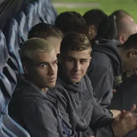 i meannnn why is he staring at me like thattttt?!?!?!!!! #marcguiuedit #marcguiu #foryou #viscabarca #fcbarcelona #fypシ #barcelona #fyp 