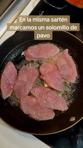 🧄Paso dos solomillo de pavo en su salsa de vino🧄 #food #recetas #vino #solomillo #salsa #patatas #carne #Receta 