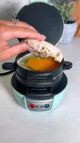 Link in Bio (No.238) Household Multifunctional Breakfast Machine Portable Hamburger Sandwich Machine Waffle Machine with Egg Cooker Ring #bestproducts #TikTokMadeMeBuyit #fyp #fypシ #foryou #2024 #explore #tools #Trend #amazonfinds #aliepressshopping #aliexpressfinds 