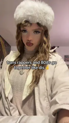 LIKE DO YALL HEAR THIS!? @Xolani Nicole 