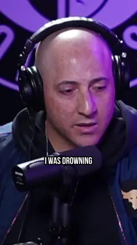 FULL PODCAST UP NOW ON ALL STREAMING PLATFORMS @kevinhinesstory 🎙️🔥 Imagine sitting down with a real-life superhero who not only survived unimaginable darkness but emerged as a beacon of hope for countless others. At just 19 years old, Kevin faced a moment that changed the trajectory of his life – he attempted suicide by jumping off the iconic Golden Gate Bridge in San Francisco. Today, he’s a living testament to resilience and the incredible strength we all carry within. #TheHopeaholics #Hope #Recovery #manifestation #recoverypodcast #soberpodcast #sobriety #sober #kevinhines 