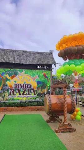 GOOD MORNING ANIMAL LOVERR! 😍 Kite cuci - cuci dulu sebelum beroperasi. Supaya Anda dan Haiwan Kesayangan kami selesa🐒🐐🐎🐪🐱 ‼️ Jom datang ramai - ramai, Rimba Razia dibuka setiap hari sepanjang cuti sekolah dari jam 10pagi sehingga 6petang. 🤩😍 #kualaberang #pettingzoo #zookualaberang #AtwaStolen #ZooRimbaRazia #raccoon 