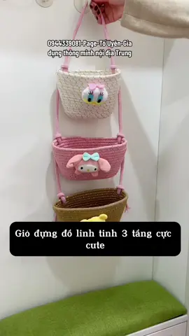 Giỏ đựng đồ cực kì xinh xắn- 3 tầng- đẹp y hình đựng được cả thế giới- tất cả những đồ linh tinh của chị e gái chúng mình nha- treo sau cửa hoặc tủ đựng các đồ lặt vặt đáng iu lắm lắm ý, giâ siêu rẻ siêu hời nha- nhắn e Uyên liền nha! Đẹp y hình nha! 