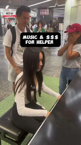 She deserves the world 🥹 #kindnesssg #sgfyp #sgtiktok #mentalhealthsg #piano #MentalHealthAwareness 