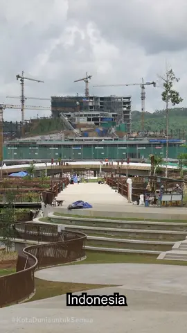 Seperti yang Sobat ketahui, bahwa pembangunan Ibu Kota Nusantara (IKN) akan menjadi sokoguru transformasi Indonesia Emas di tahun 2045.  Salah satu hal yang perlu menjadi perhatian dari Nusantara adalah konsep kota hutan yang berkelanjutan (sustainable forest city). Kedepannya 65% dari wilayah IKN difungsikan sebagai wilaya hutan tropis 🌱 Wah menarik sekali ya Sobat, gambaran tentang IKN bisa Sobat lihat melalui reels ini ya. Yuk selalu simak sosial media Otorita IKN karena akan semakin banyak berita menarik lainnya dari Nusantara kita. Happy weekend Sobat Nusantara! 😊 #KotaDuniaUntukSemua #Nusantara #IbuKotaNegara #IKN #Indonesia