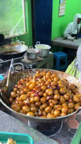 Bukan cilok tapi kentang mantul bgt #dieng #diengwonosobo #dieng_wonosobo #wonosobo #kentang #kentangdieng #sikunir #sikunirdieng 