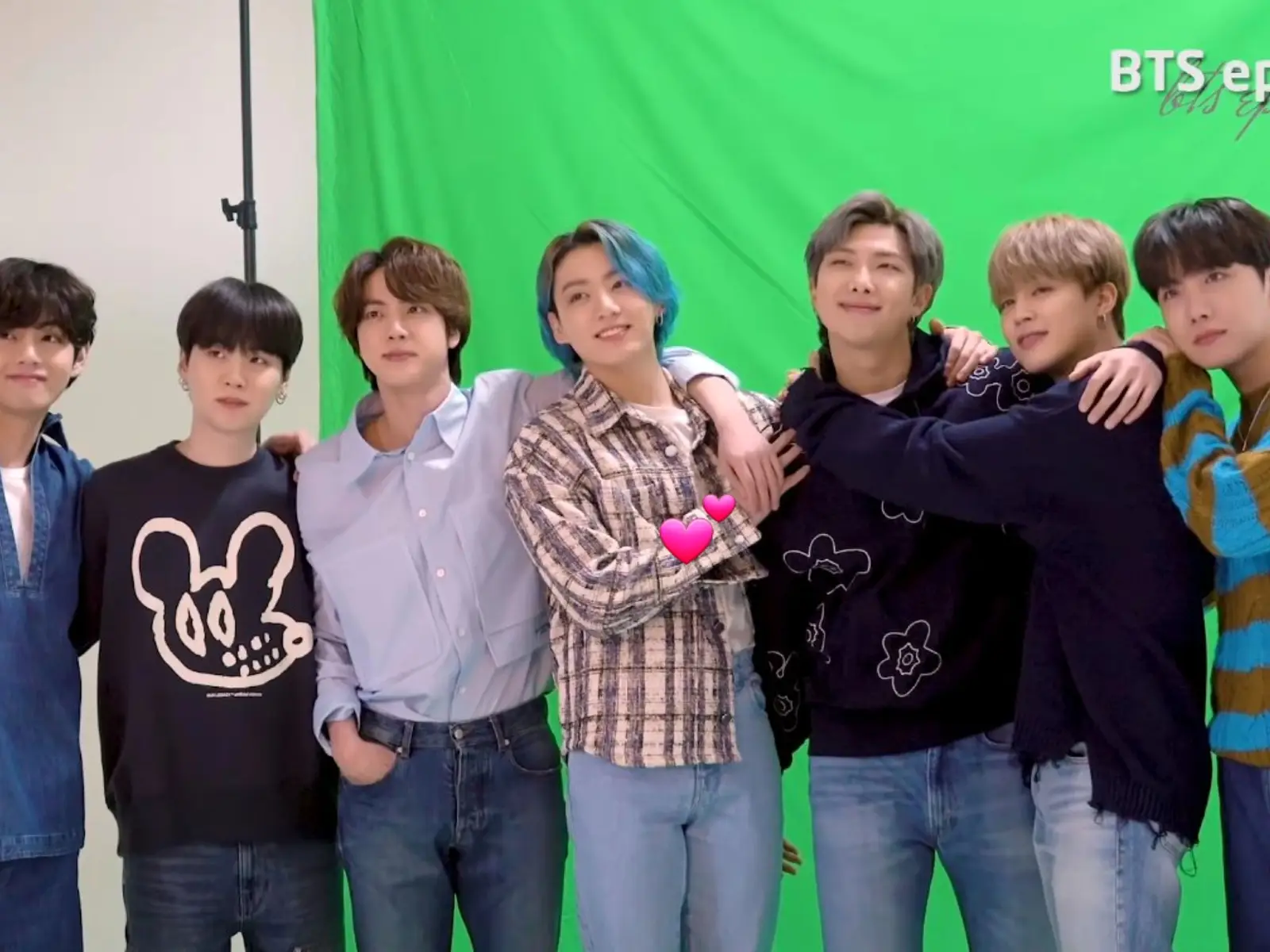 foto terakhir suka bangetttt🥰🥰#jin #jungkook #jinkook #fyp 