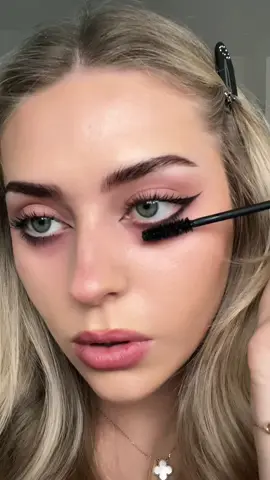 the ‘sleepy eyes’ makeup☁️ let your eye bags have their moment :) AD using products from @boxycharm & @IPSY glambag 🫶🏼  products i used:  @Rodial xxl mascara  @Beauty For Certain rosado high gloss lip oil  @PinkLipps Cosmetics contour stick  #ipsypartner #makeup #sleepyeyes #sleepyeyestrend #makeuptrend #makeuptransformation #makeuphacks #MakeupRoutine 