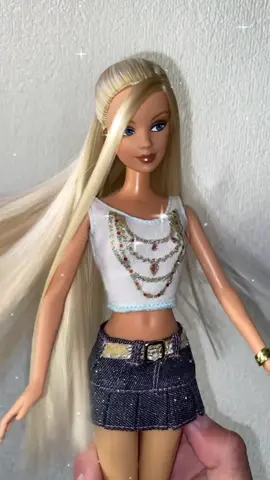 Estoy tan emocionado de tenerla por fin 😭💗!! #barbie #barbiefashionfever #barbiehairhighlights #barbiefashionfeverhairhighlights #2004 #2024 #fashiondolls #mattel #barbiegirl #2000s #y2kaesthetic #iconic #fashion 