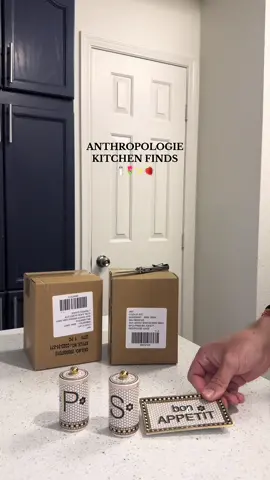I’ve been eyeing these s&p shakers for awhile 🤌 so excited for the glass cups!! @Anthropologie  Featuring my man doing the unboxing🥰 #anthropologie #kitchenfinds #glassware #saltandpepper #householditems #Lifestyle #fyp #dadsoftiktok #viral 