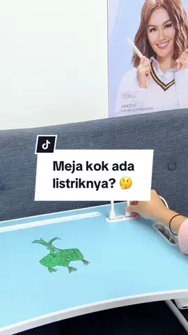 Meja kalian ada listriknya juga gak? 🤭😋 #deliindonesia #fyp #mejaportable #delispecialimlek 