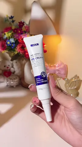 siapa yang belum pernah pake eye cream? #laikou #eyecream #eyeserum #laikouskincare 
