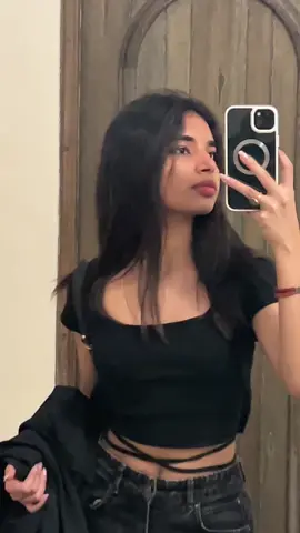 insta:- beeshlipss #foryou #fyp #CapCut #dubai #viral 