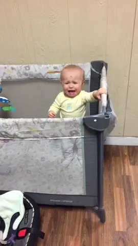 How to make him stop crying #babylove #cutebaby #funnybaby #funnymoment #babycrying