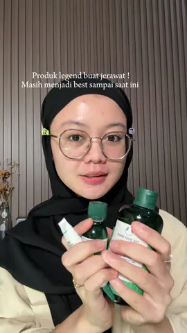 SIAPA YANG MASIH PAKE PRODUK INI DI ERA GEMPURAN SKINCARE TERBARUUU? 😭🥹 ya walau balik lagi untuk skincare itu cocok cocokan tapii ini banyak acnefighter yg ketolong sama produk the body shop yg tea tree ini 🥹🫶🏻 