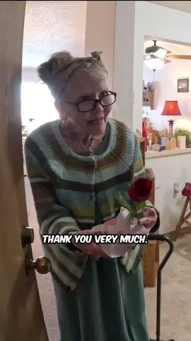 Handing Out Flowers to a Nursing Home!🥹❤️