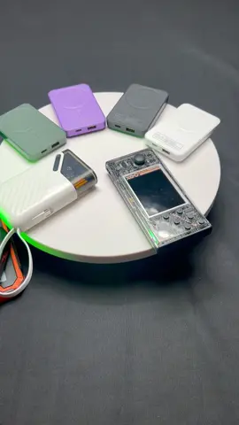#powerbank #gameconsole #2in1 #tiktokmademebuyit #spotlight #fyp 