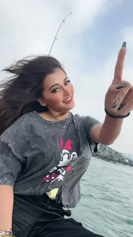 Just keep smiling 😃😀 #uae🇦🇪 #dubai🇦🇪 #keeploving❤️ #tiktokmiddleeast🇦🇪 #2024 #loveyourself❤️ #reshmafamily #fypシ #crazinessoverloaded #strongwomen #bollywood #inflamable🔥 #forypupage #foryourpage 