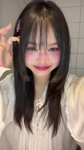 เทคแรกละลืมท่า555555 #fypシ #douyin #🇹🇭🇸🇪 #viralvideo #OOTD #vibe #cooltonedmakeup 