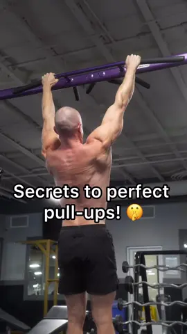 Pull-up technique ✅ For your dream body, check out our new and improved Power Workout Program 💪🏻 Link in bio ⬆️ #pullup #sports #GymTok #gymmotivation #Fitness #workout  #viralvideo #viral #bodybuilding #bodybuilder