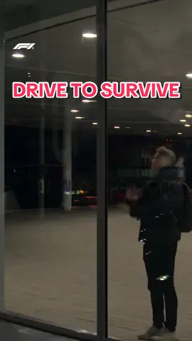 This was a violation on #DriveToSurvive for poor Oscar. 💀 #F1 #Netflix #OscarPiastri 