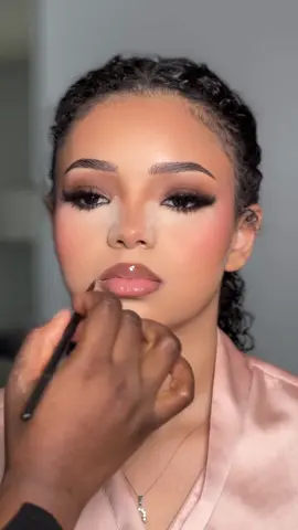 Process ✨ . Foundation | @Dior.Beauty.  Concealer | @@Hourglass Cosmetics  Cream Bronzer/blush | @madebymitchell  Lip | @Dose of Colors   Eyes | @DanessaMyricksBeauty  Setting Powder | @Huda Beauty x @Givenchy Beauty  Brows | @NYX Professional Makeup  #ottawamakeupartist #ottawamua #birthdaymakeup #ottawamakeupartist #ottawaweddings #ottawabrides #ottawabridalmakeupartist #ottawawedding #makeuptutorial #makeuptutorials #effortlessmakeup #softglammakeup #makeuphacks #montrealmakeupartist #torontomakeupartist #torontomua #canadamakeupartist #makeuptutorial #makeupprocess