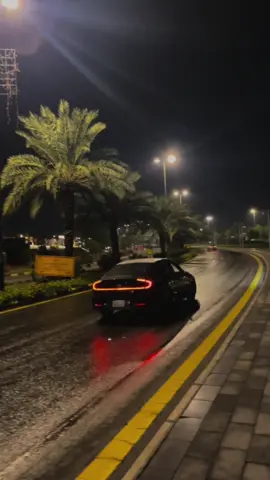 Rainy night in saudi 📍Madinah🇸🇦 . . . . . . #saudiarabia #night #darkhour #madinah #winter #rain #viral #fy #fyp #fypシ #fypシ゚viral #view #saudiarabia🇸🇦 #streets #madina 