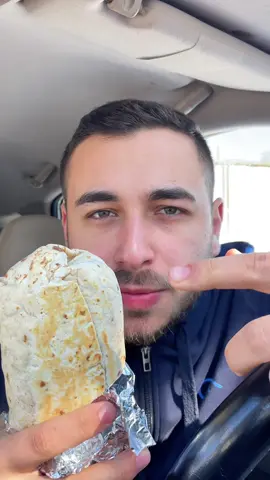 Comida mexicana de novo 🌯 #burrito #comidamexicana #pedrooliveira 
