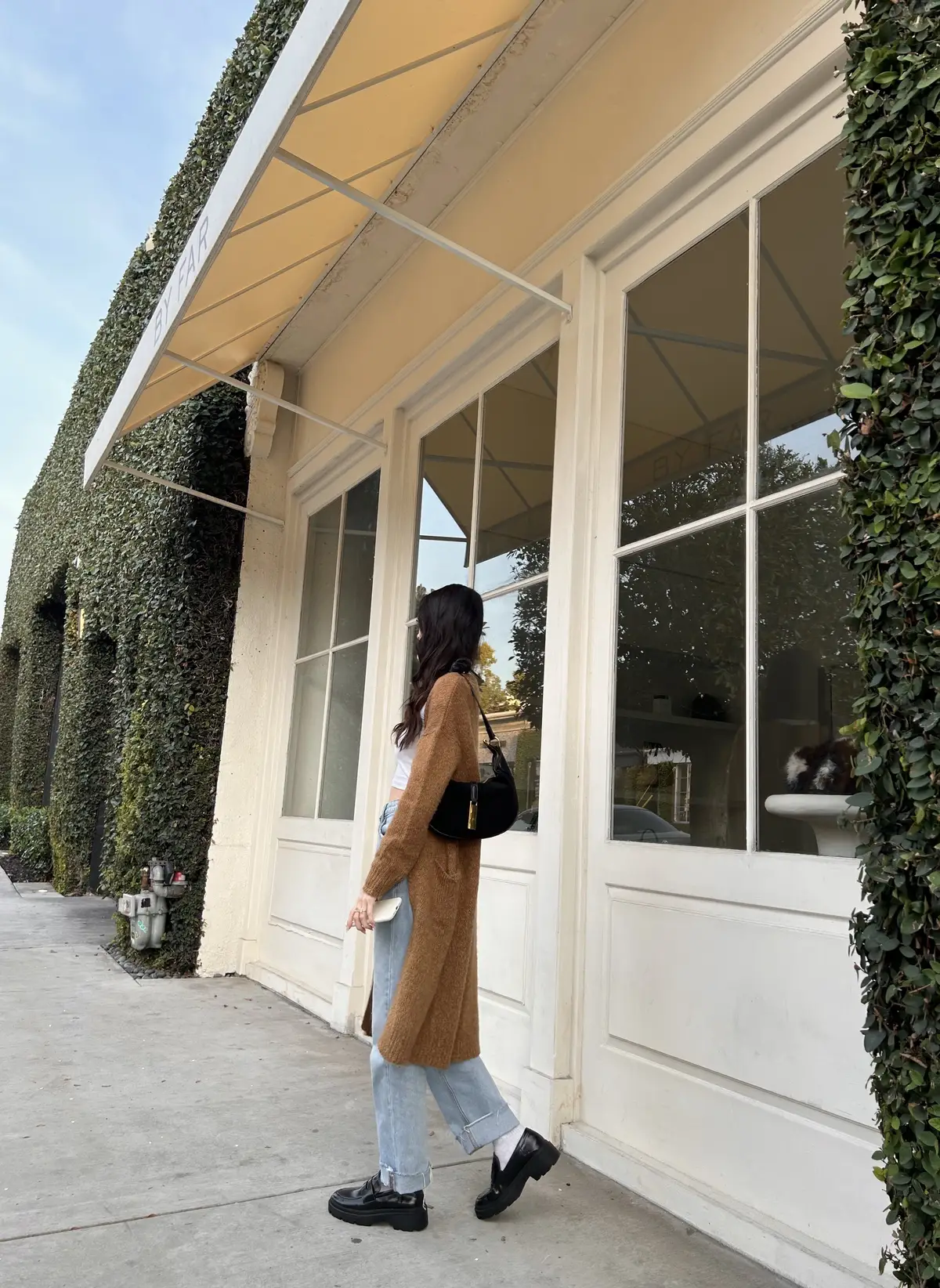 A slow Sunday visiting my sister in LA consists of a good coffee run and a stroll around the block with my baby + cute pics of course  #losangeles #photodump #minivlog #dailyvlog #Lifestyle #coffee #momlife #momcontent #momtok #newmom #MomsofTikTok #momfluencer #microinfluencer #wannabeinfluencer #melrose #contentcreator #pinterest #pinterestaesthetic #girlhood #girlssupportinggirls #fashiontiktok #Vlog #photocarousel #nails 