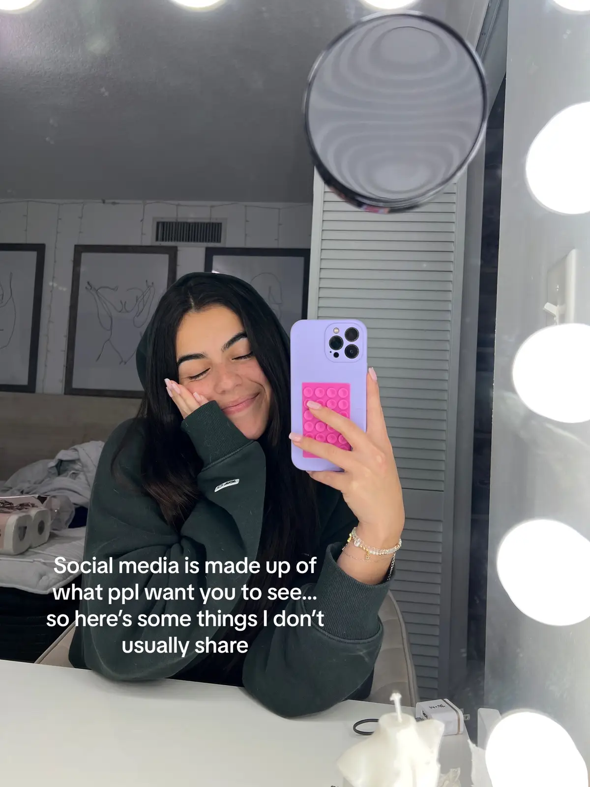 We are all working through things, don’t let social media feed into your anxiety! #socialmedia #socialmediaisfake #anxiety #bodypositivity #bodydismorphia #weareallinthistogether 