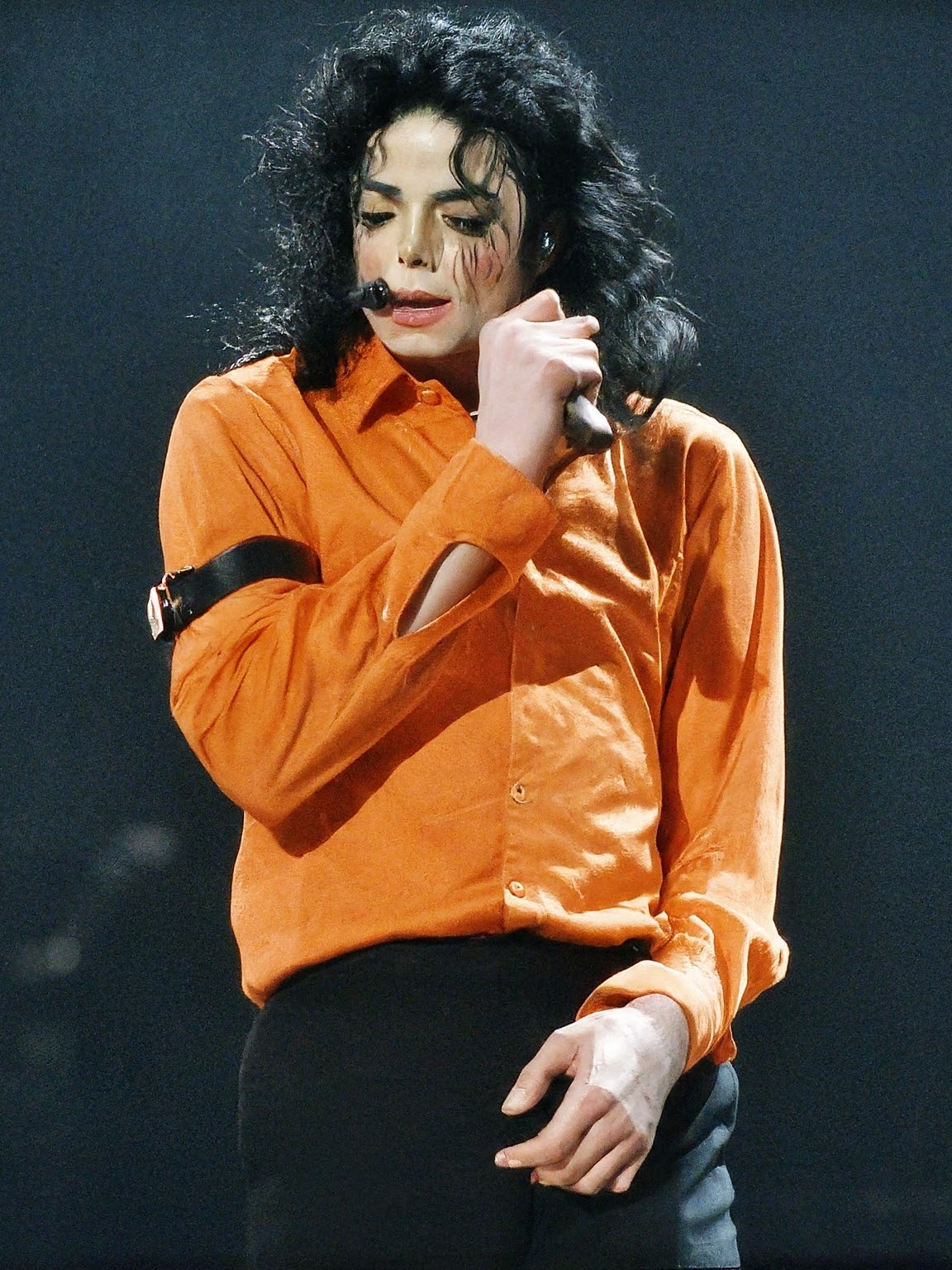 Why You Wanna Trip On Me live somewhere in the Dangerous Tour 1993 #michaeljackson #kingofpop #whyyouwannatriponme #dangerousmichaeljackson #dangeroustour