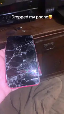 #funny #viral #fyp #why #phone#apple#broken#cracked#screen#red