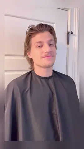 Jake gets a trim. #fancyhairdresser #jakebongiovi #jakebongiovi