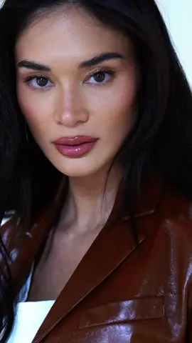 Boxy coats and leather jackets all in a palette I love 🤎 @Bally  #Bally #BallyFW24  #MFW24 #MFWFW24 #MFW #MilanFashionWeek #PiaWurtzbach #fyp 