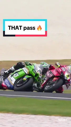 STOP! ✋ We know you’re not over THIS overtake at Lukey Heights so... enjoy it in slow-mo 😮‍💨 #AustralianWorldSBK 🇦🇺 #WorldSBK #motorcycle #Motorsport #racing #sportsontiktok