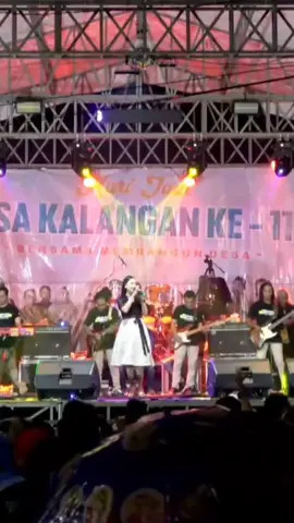 #berpisahdiujungjalan #ayucantika #mahesamusic 