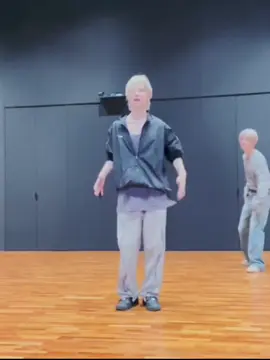 ni-ki and his fav dance move #ni_ki #enhypen #fyp 
