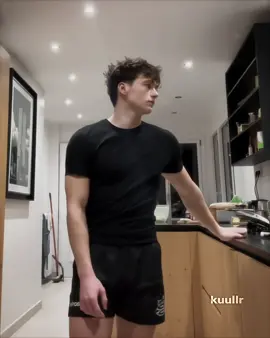 I can wash the dishes for you @bách #bachbuquen #bach #bachbuquenedit #8boyz #foryoupage #edit #fyp 