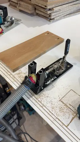 Pocket hole jigs trend #trend #trendingtiktok #pocketjig #pocketholejig #jigs #loveajig #Screwfix #toolstation #mdf #screw #drawer #drill #drilling #blumhouse 