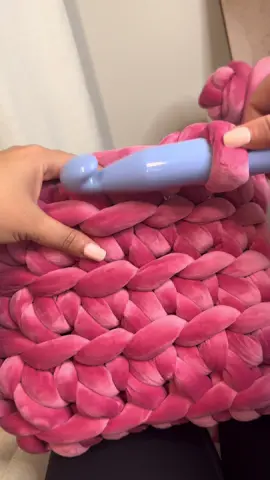 One more row 🧶 #onekooka #crochet #crochetersoftiktok #crochettiktok 