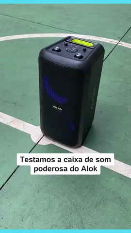 🔊WAAW Infinite 200, assinada pelo DJ e produtor Alok: potência de 160 Watts, ideal para churrascos com amigos ao ar livre. Seu som poderoso não distorce em volumes altos. Curtiu? Link na bio.  #waaw #infinite200 #caixadesomalok #Alok #caixadesom #techtok #guiadecomprasuol #TikTokMadeMeBult #review 