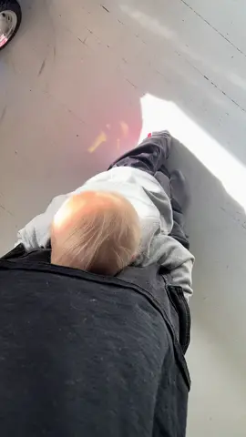 The sweetest leg hugs ever  🥹🥹 #toddlermom #momlife 