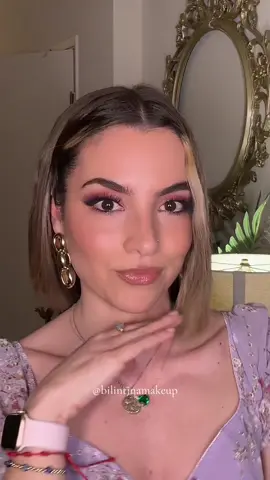 here’s an easy way to keep your hair out of your face in a very subtle way ✨ would you like to see more like this one? #hairstyle #hairtutorial #hairvideos #shorthairstyles #ghdhair 