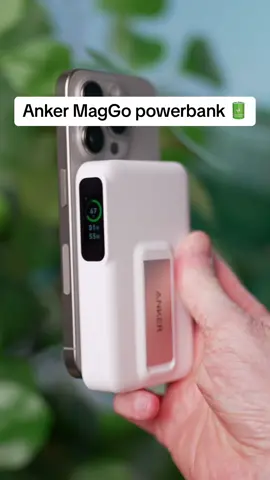 The NEW @AnkerOfficial MagGo power bank 🔥 I love Anker’s stuff! #AnkerMagGo #powerbank #battery #doublyfast #travel #anker #ankershop #magsafe