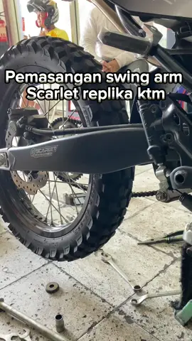 Done bosku pemasangan swing arm merk scarlet replika ktm sudah pnp ke motor crf 150L