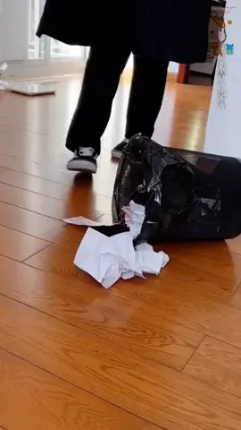 P1 Giám đốc làm đổ thùng rác để thử lòng nhân viên của mình #xuhuong #viral #asrm #taphoaanvat #anvat #tiemtaphoa