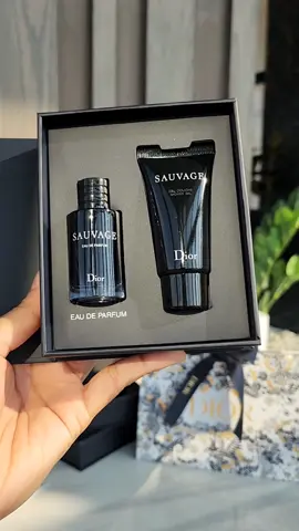 Dior Sauvage EDP Mini Gift Set #น้ำหอม #diorsauvage #ของขวัญ #หาของขวัญให้แฟน 